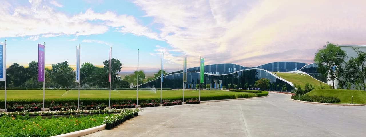 Meril Academy Banner